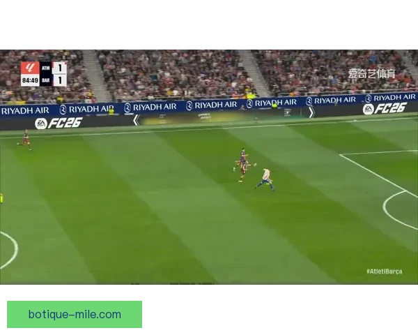 科克西在甲级联赛主场远射力破巴萨球门震惊球迷